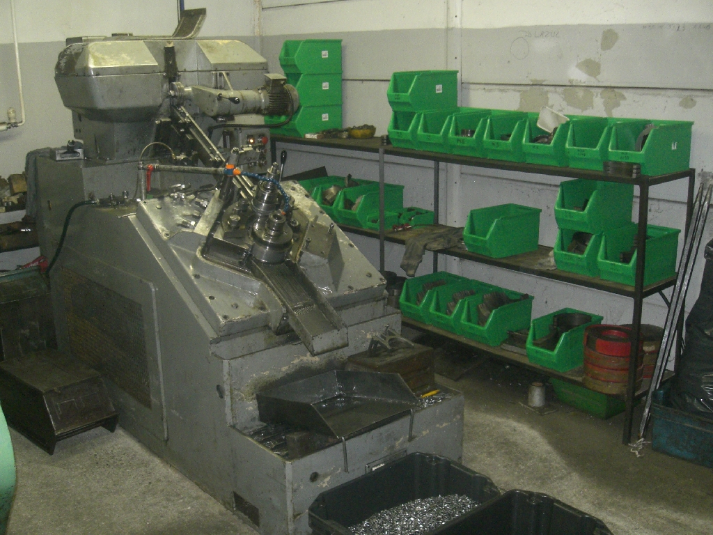 Körmángorló gép (1200db/perc)